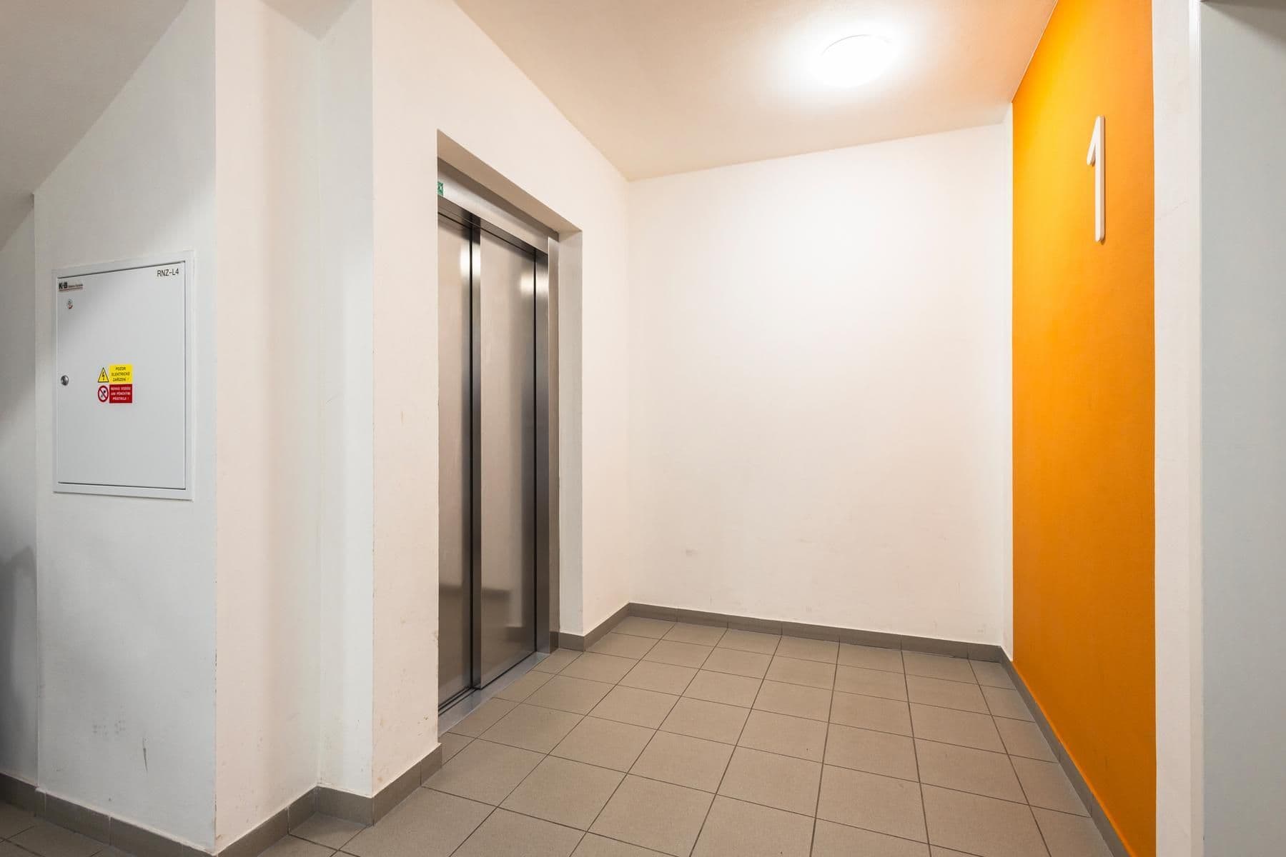 Predaj bytu 2-izbový 35 m², Jindřicha Bubeníčka, Praha, Praha Predaj bytu 2-izbový 35 m², Jindřicha Bubeníčka, Praha, Praha