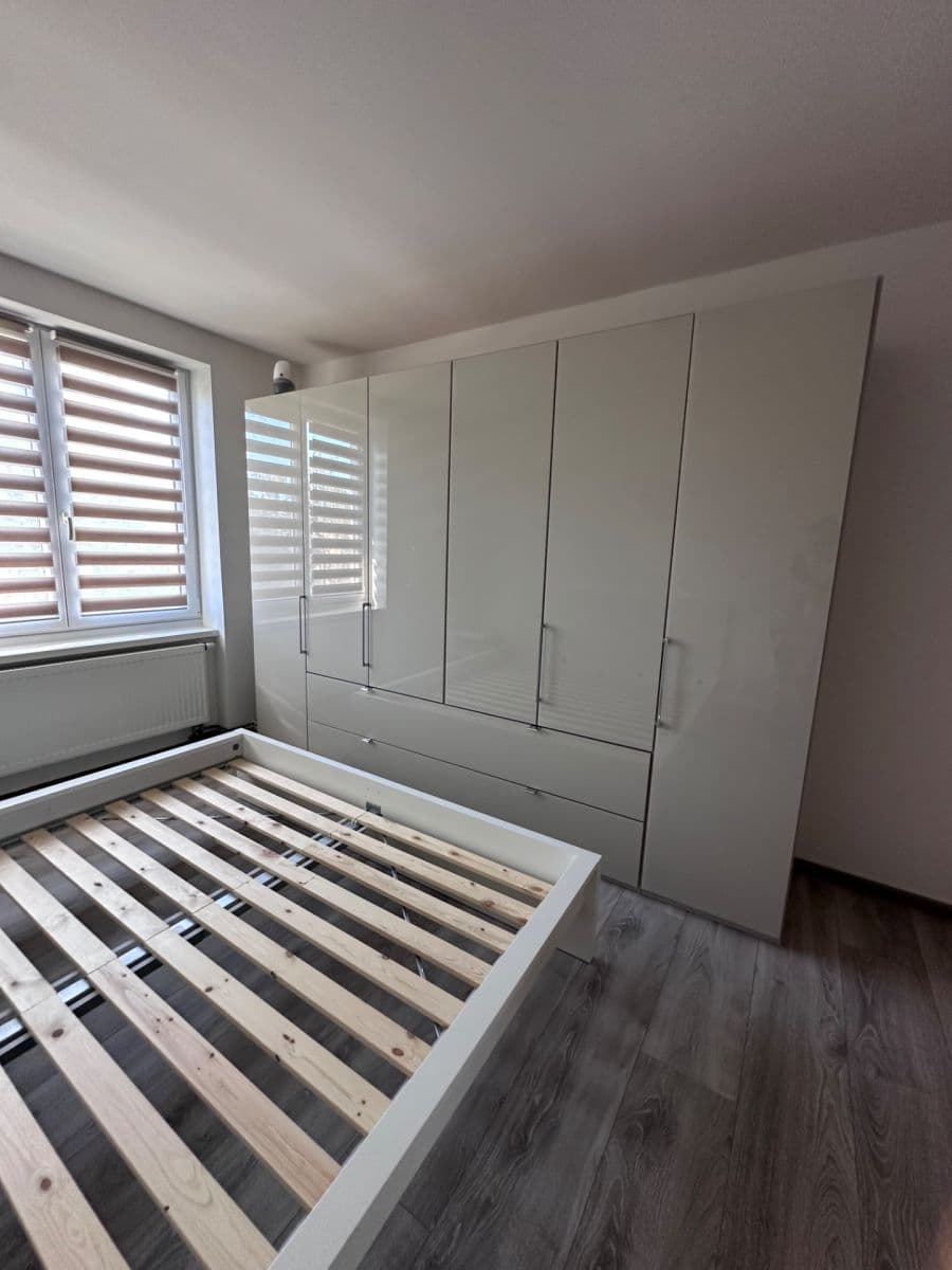 Prenájom bytu 2-izbový 48 m², nábřeží T. G. Masaryka, Rakovník, Středočeský kraj Prenájom bytu 2-izbový 48 m², nábřeží T. G. Masaryka, Rakovník, Středočeský kraj