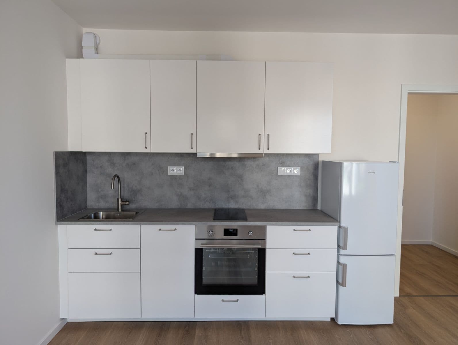 Prenájom bytu 1-izbový 33 m², Divíškové, Praha, Praha Prenájom bytu 1-izbový 33 m², Divíškové, Praha, Praha