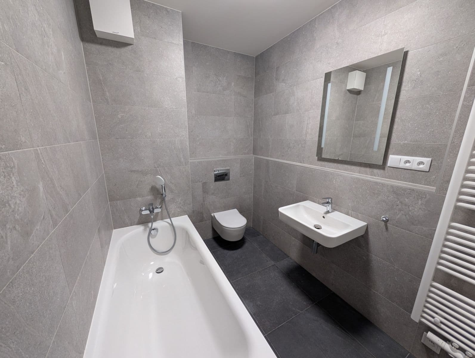 Prenájom bytu 1-izbový 33 m², Divíškové, Praha, Praha Prenájom bytu 1-izbový 33 m², Divíškové, Praha, Praha