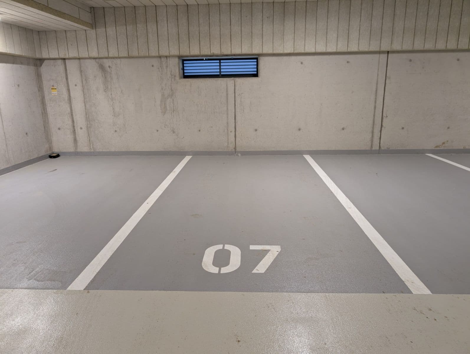 Prenájom bytu 1-izbový 33 m², Divíškové, Praha, Praha Prenájom bytu 1-izbový 33 m², Divíškové, Praha, Praha
