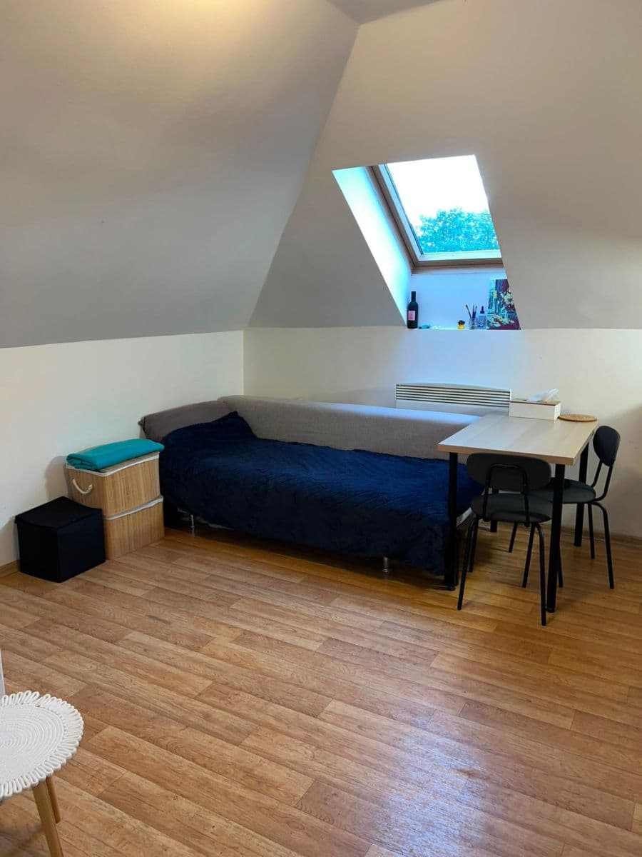 Prenájom bytu 1-izbový 32 m², V Korytech, Praha, Praha Prenájom bytu 1-izbový 32 m², V Korytech, Praha, Praha