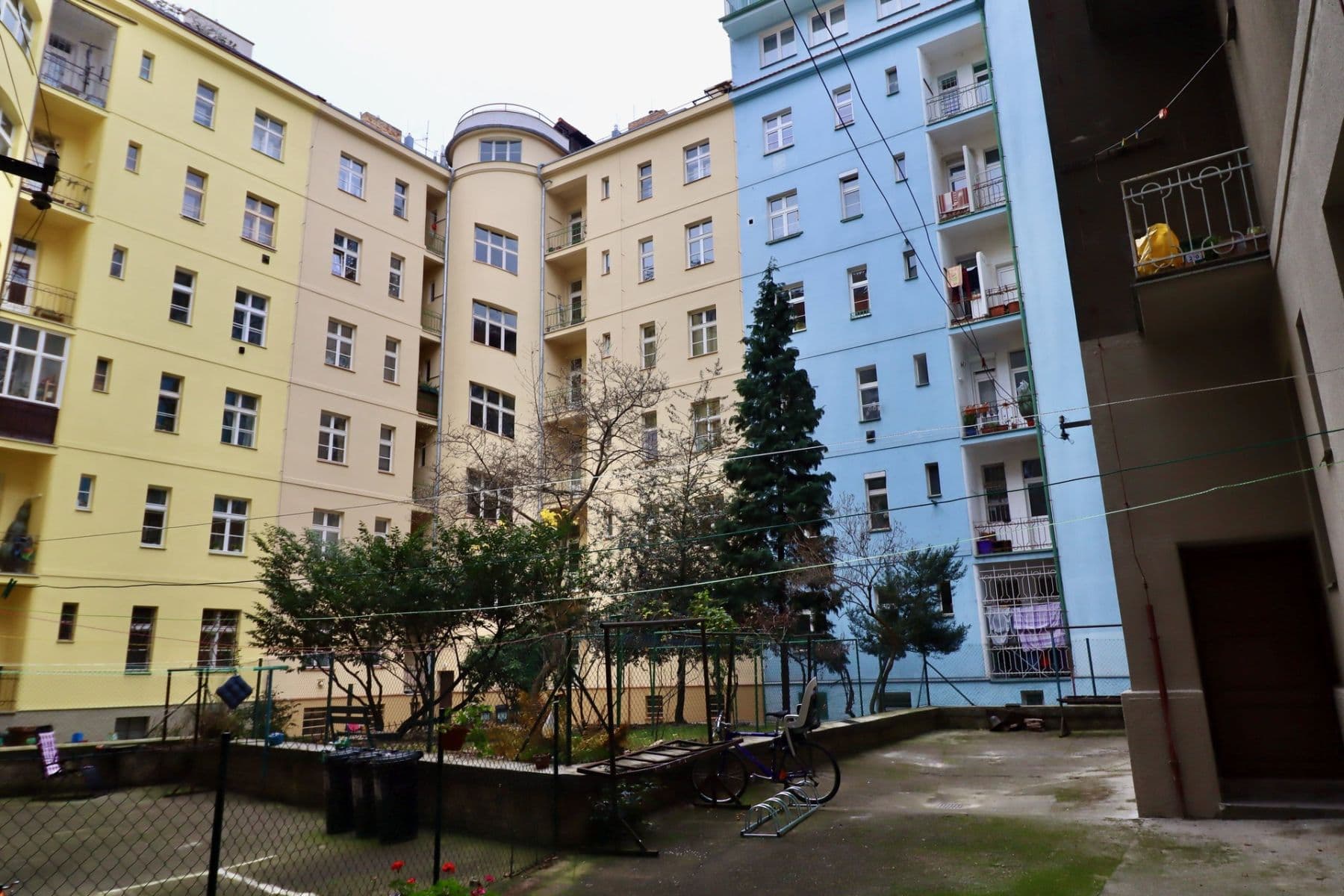 Prenájom bytu 2-izbový 45 m², U smaltovny, Praha, Praha Prenájom bytu 2-izbový 45 m², U smaltovny, Praha, Praha