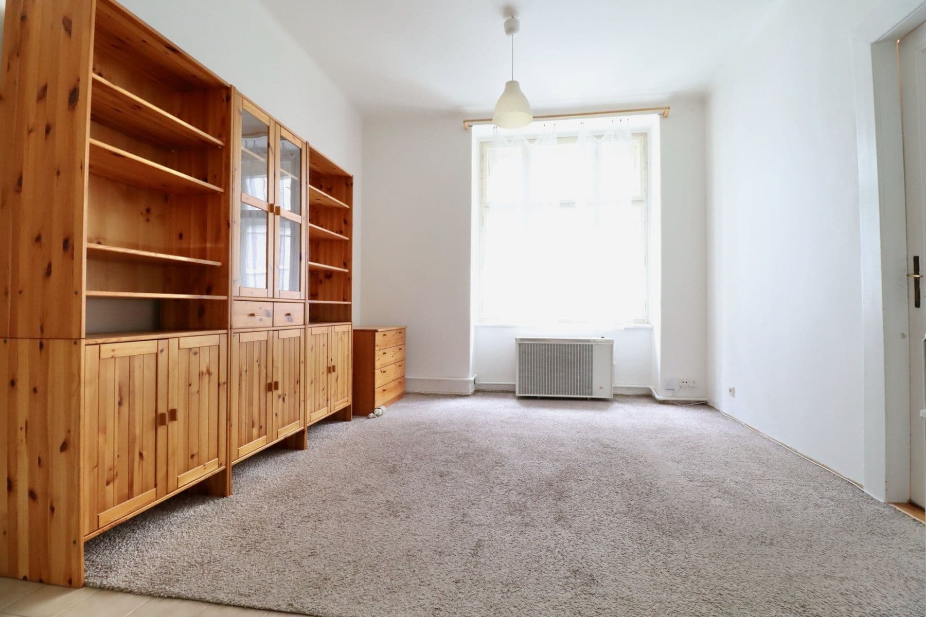 Prenájom bytu 2-izbový 45 m², U smaltovny, Praha, Praha Prenájom bytu 2-izbový 45 m², U smaltovny, Praha, Praha
