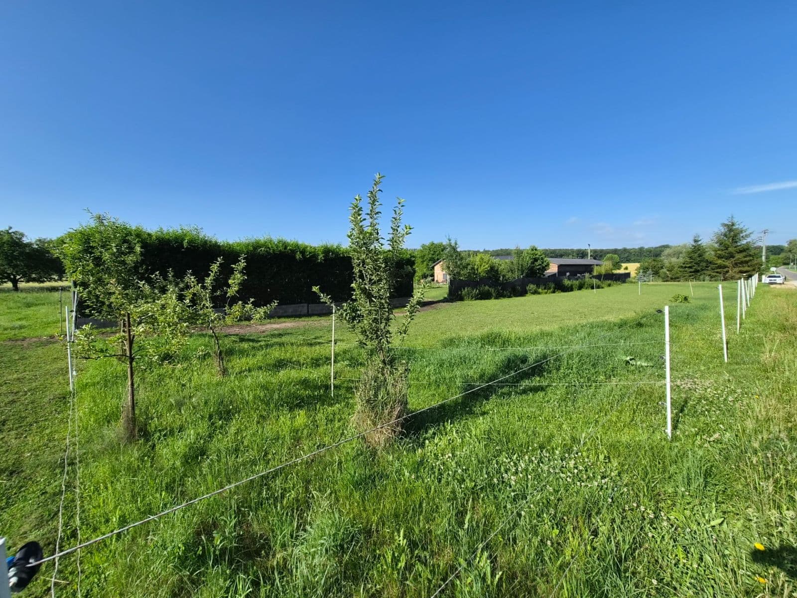 Predaj pozemku 1.277 m², Dobřenice, Královéhradecký kraj Predaj pozemku 1.277 m², Dobřenice, Královéhradecký kraj
