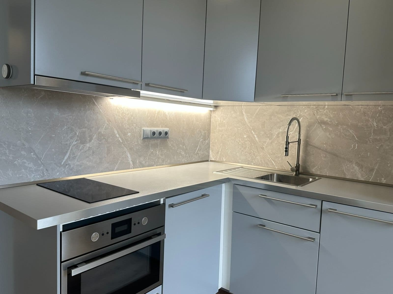 Prenájom bytu 1-izbový 28 m², Počernická, Praha, Praha Prenájom bytu 1-izbový 28 m², Počernická, Praha, Praha