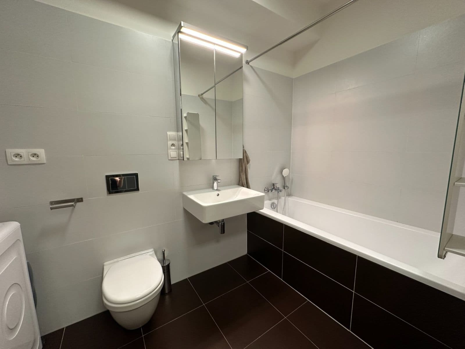 Prenájom bytu 1-izbový 28 m², Počernická, Praha, Praha Prenájom bytu 1-izbový 28 m², Počernická, Praha, Praha