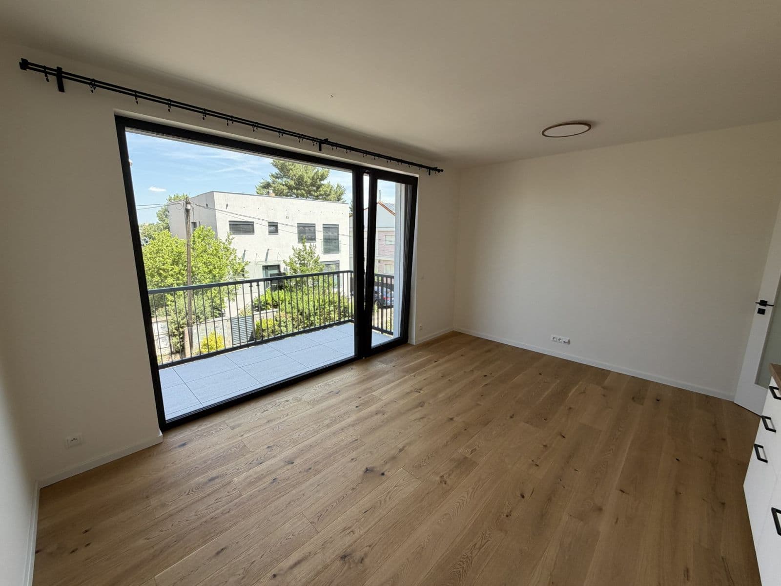 Prenájom bytu 1-izbový 32 m², Dunovského, Praha, Praha Prenájom bytu 1-izbový 32 m², Dunovského, Praha, Praha