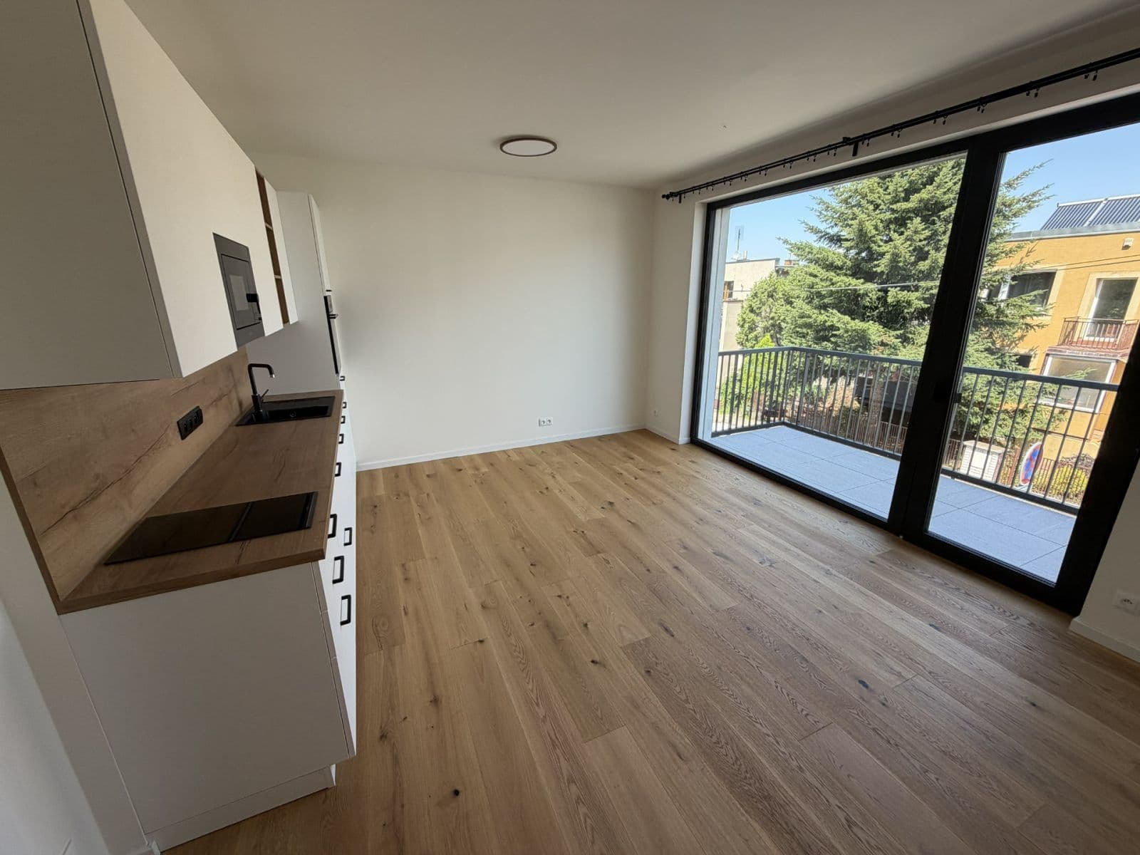 Prenájom bytu 1-izbový 32 m², Dunovského, Praha, Praha Prenájom bytu 1-izbový 32 m², Dunovského, Praha, Praha
