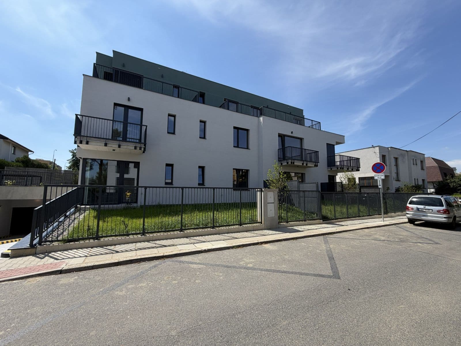 Prenájom bytu 1-izbový 32 m², Dunovského, Praha, Praha Prenájom bytu 1-izbový 32 m², Dunovského, Praha, Praha
