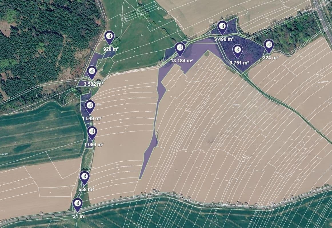 Predaj pozemku 17.535 m², Golčův Jeníkov, Kraj Vysočina Predaj pozemku 17.535 m², Golčův Jeníkov, Kraj Vysočina