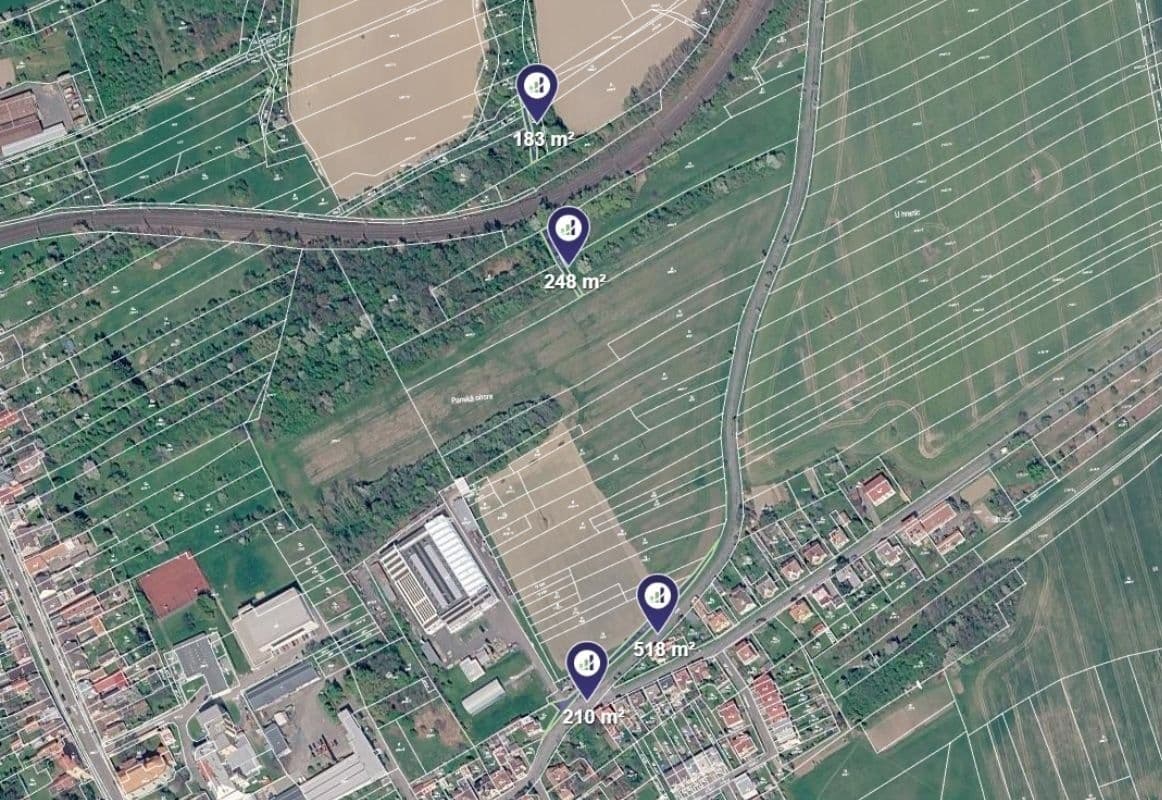 Predaj pozemku 17.535 m², Golčův Jeníkov, Kraj Vysočina Predaj pozemku 17.535 m², Golčův Jeníkov, Kraj Vysočina