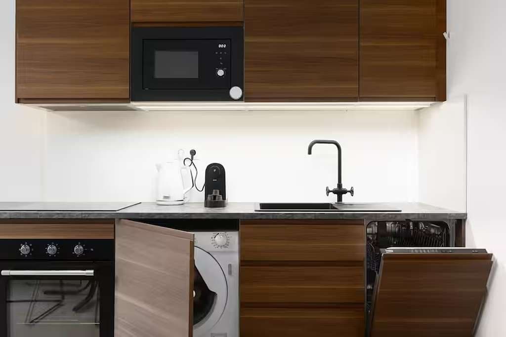 Prenájom bytu 43 m², Legerova, Praha, Praha Prenájom bytu 43 m², Legerova, Praha, Praha