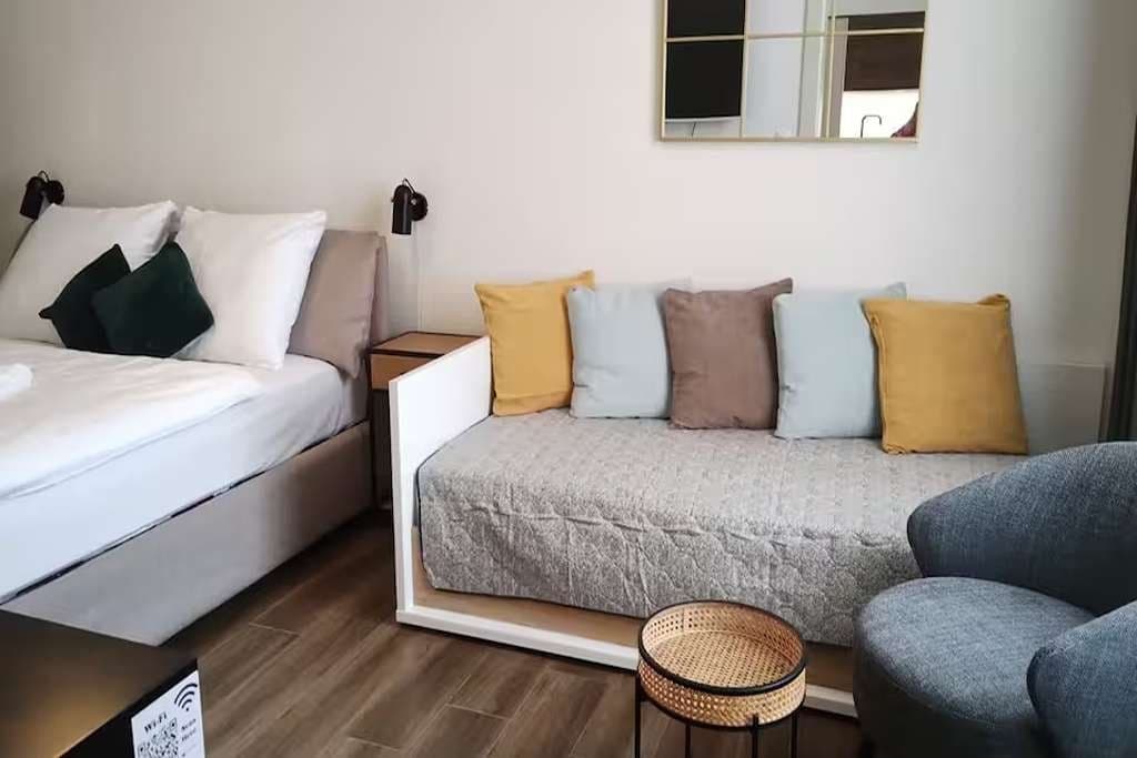 Prenájom bytu 43 m², Legerova, Praha, Praha Prenájom bytu 43 m², Legerova, Praha, Praha