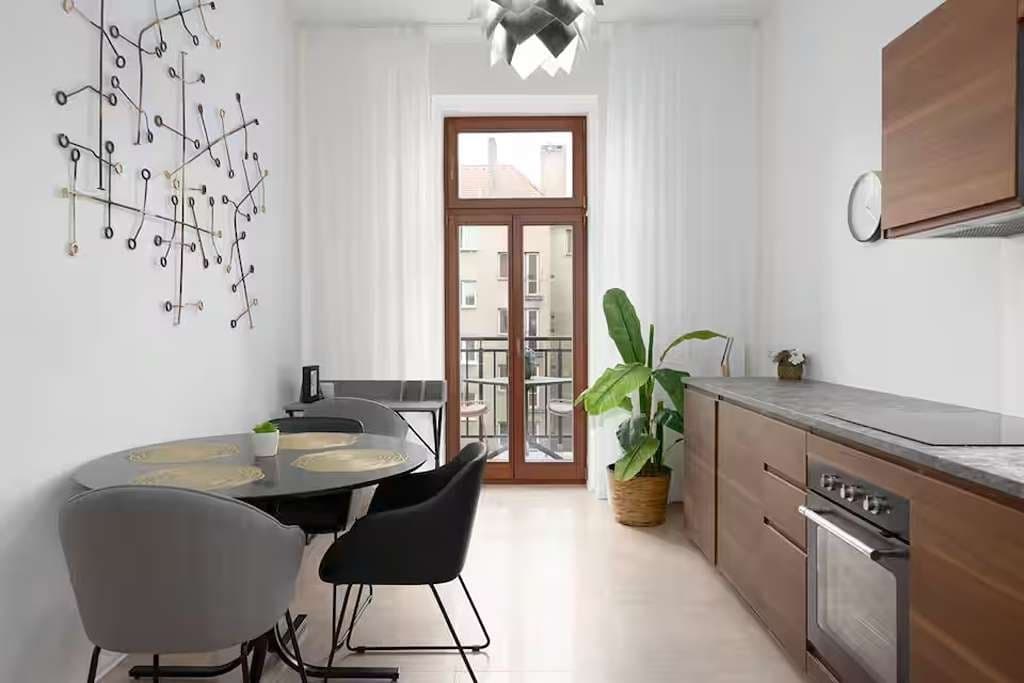 Prenájom bytu 43 m², Legerova, Praha, Praha Prenájom bytu 43 m², Legerova, Praha, Praha