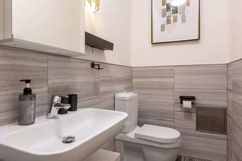 Prenájom bytu 43 m², Legerova, Praha, Praha Prenájom bytu 43 m², Legerova, Praha, Praha
