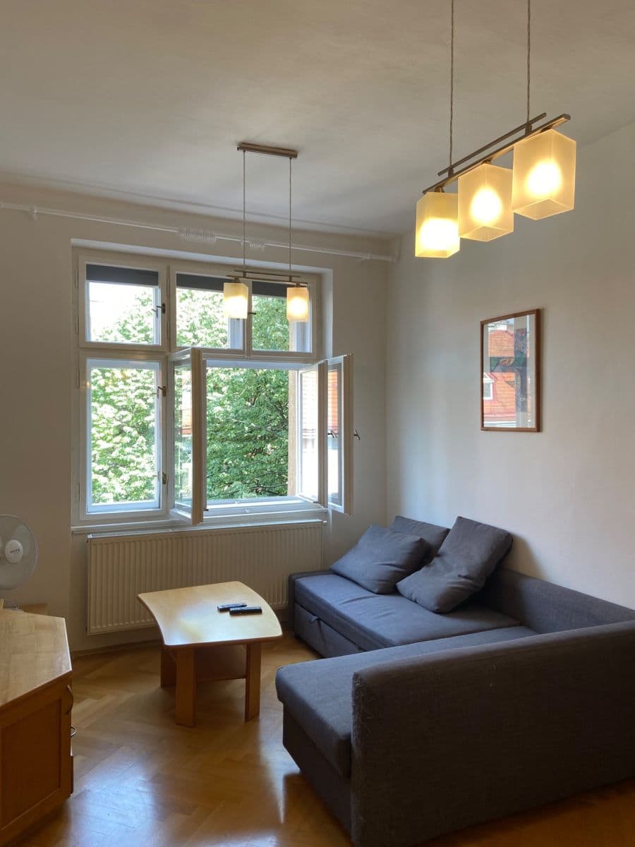 Prenájom bytu 2-izbový 58 m², Národní obrany, Praha, Praha Prenájom bytu 2-izbový 58 m², Národní obrany, Praha, Praha