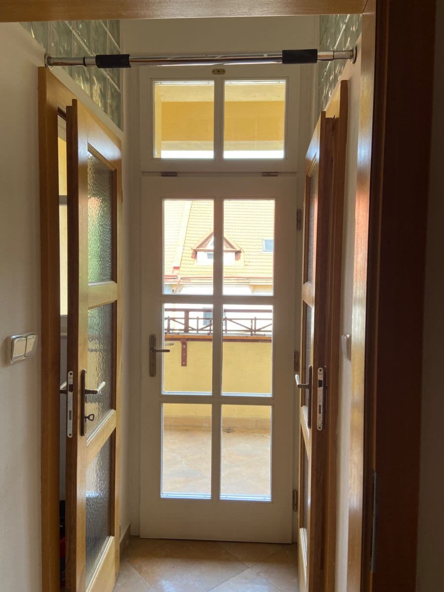 Prenájom bytu 2-izbový 58 m², Národní obrany, Praha, Praha Prenájom bytu 2-izbový 58 m², Národní obrany, Praha, Praha