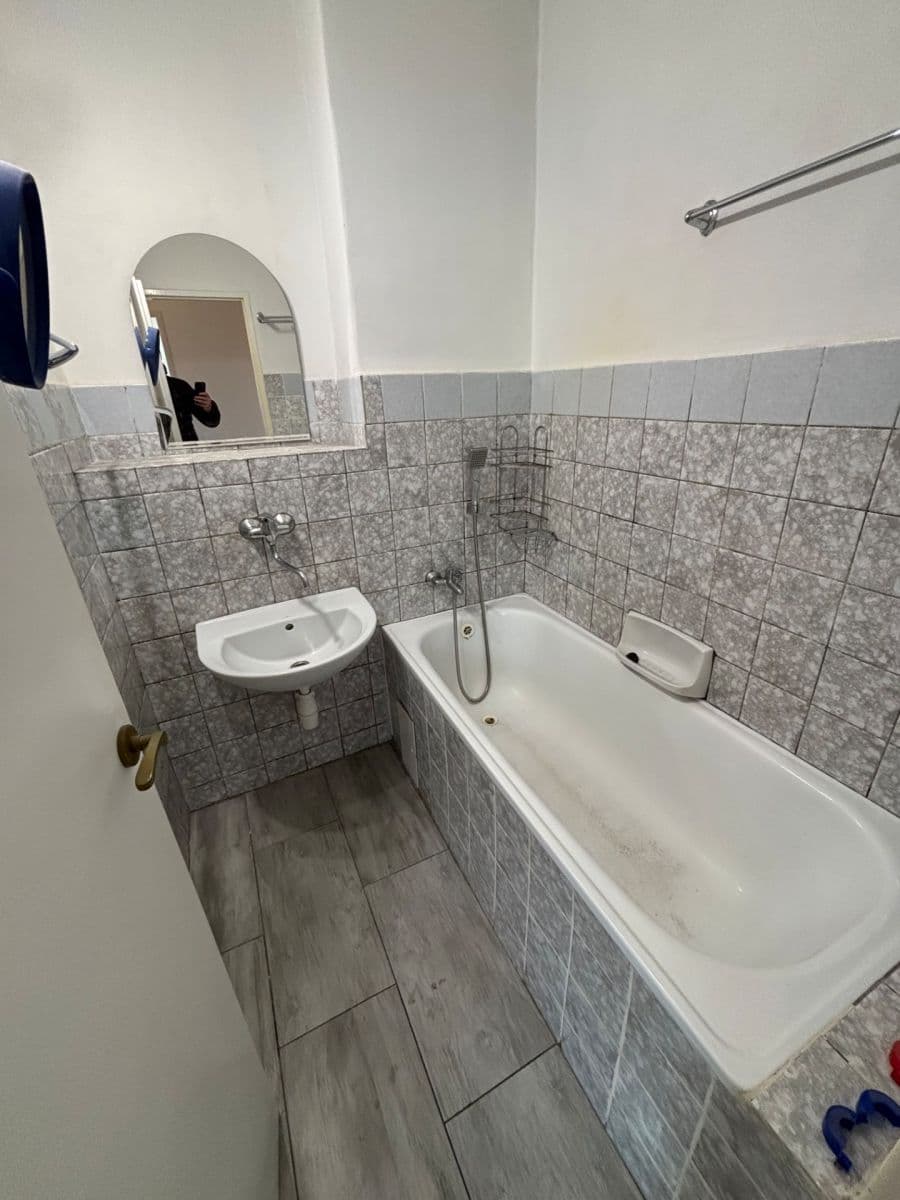 Prenájom bytu 2-izbový 68 m², Havířská, Karviná, Moravskoslezský kraj Prenájom bytu 2-izbový 68 m², Havířská, Karviná, Moravskoslezský kraj