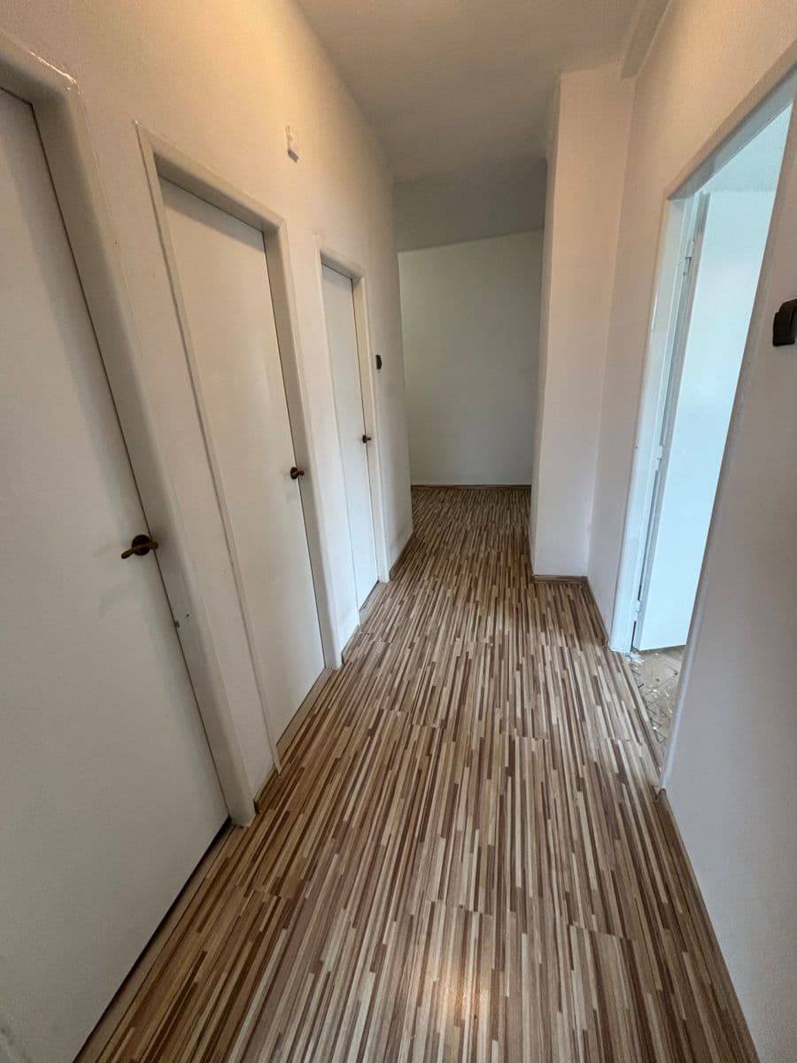 Prenájom bytu 2-izbový 68 m², Havířská, Karviná, Moravskoslezský kraj Prenájom bytu 2-izbový 68 m², Havířská, Karviná, Moravskoslezský kraj