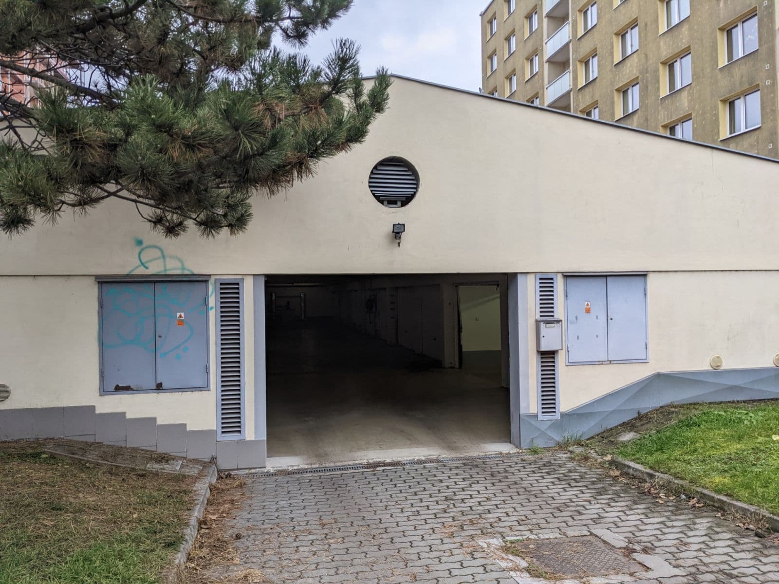 Predaj garáže 20 m², Chodská, Brno, Jihomoravský kraj Predaj garáže 20 m², Chodská, Brno, Jihomoravský kraj