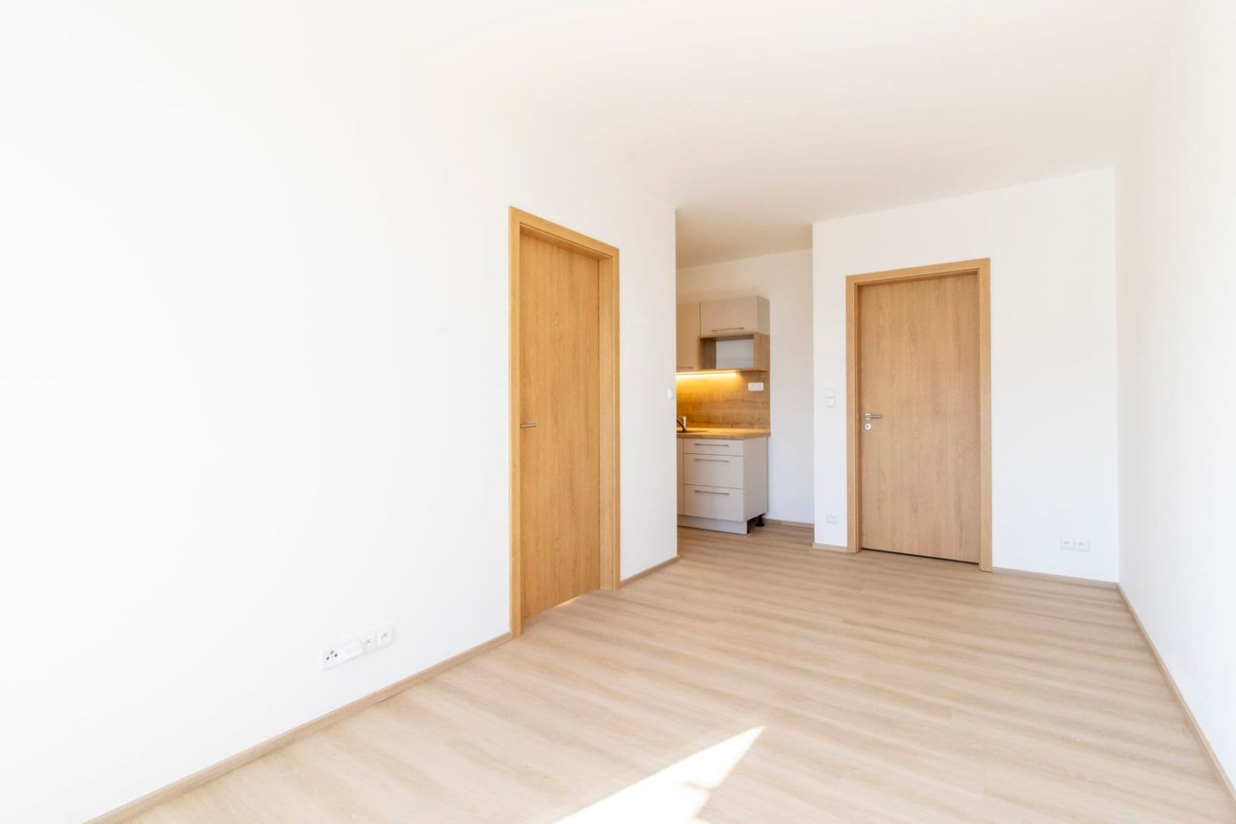 Prenájom bytu 2-izbový 40 m², Honzíkova, Praha, Praha Prenájom bytu 2-izbový 40 m², Honzíkova, Praha, Praha