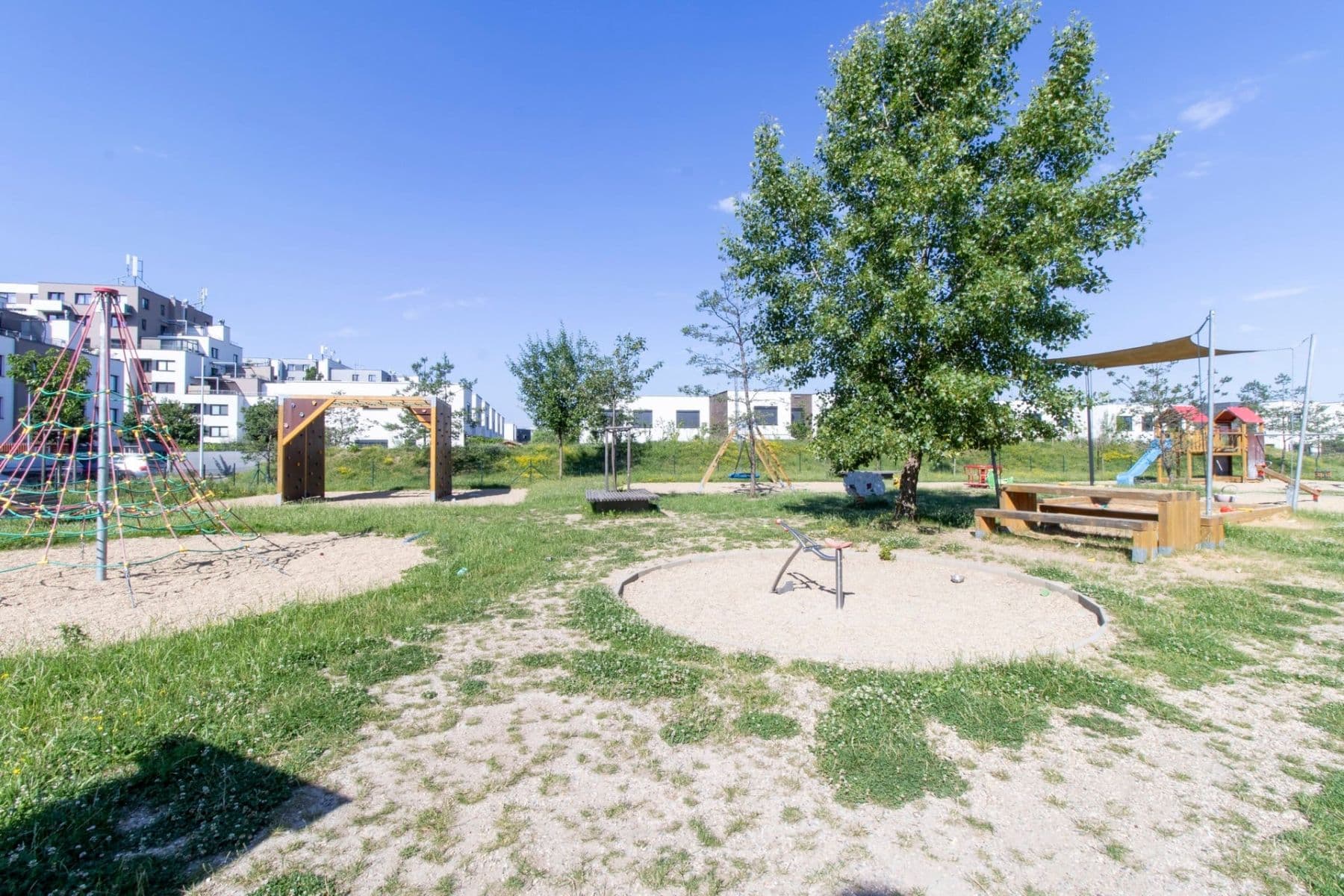 Prenájom bytu 2-izbový 40 m², Honzíkova, Praha, Praha Prenájom bytu 2-izbový 40 m², Honzíkova, Praha, Praha