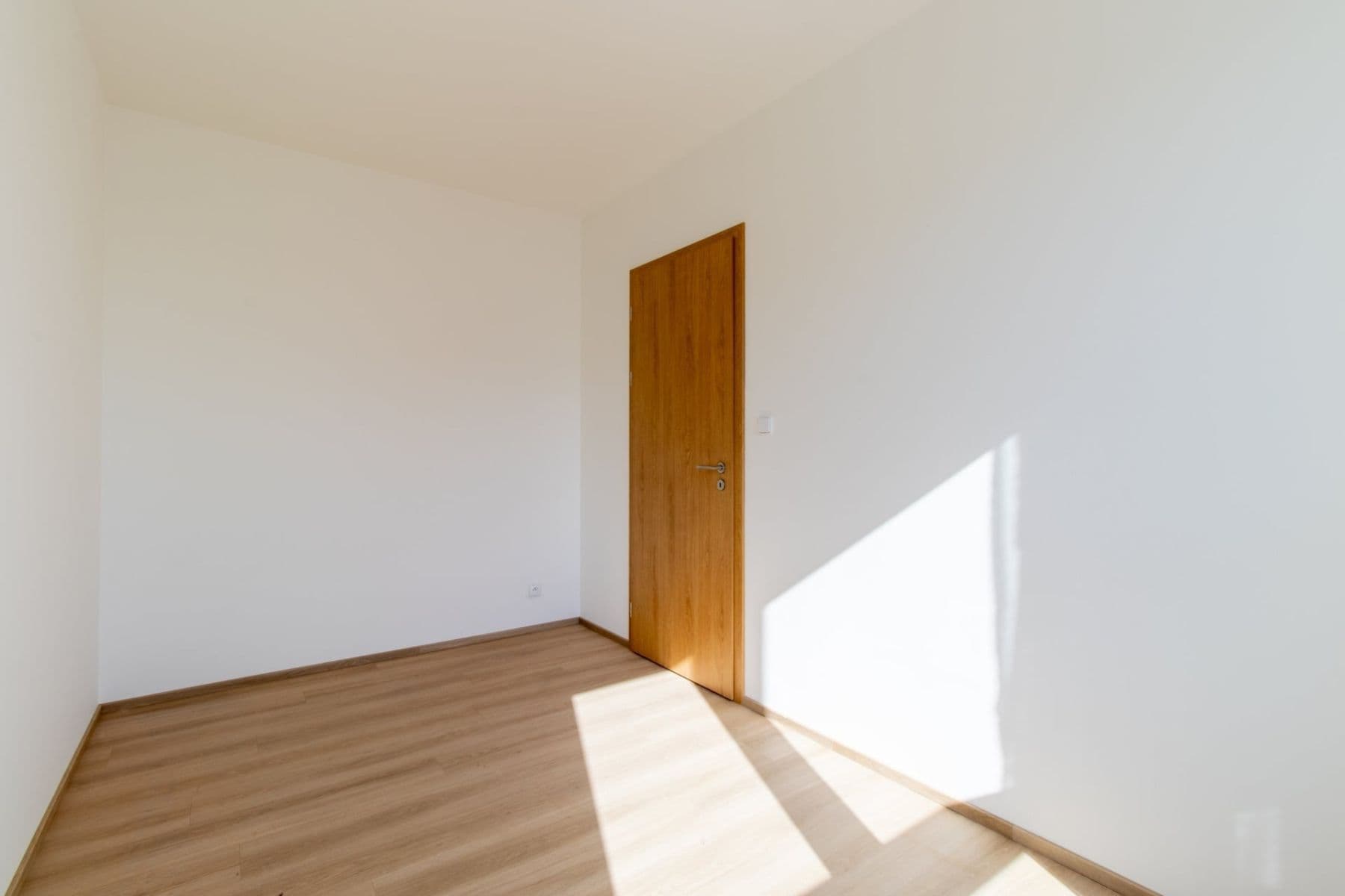 Prenájom bytu 2-izbový 40 m², Honzíkova, Praha, Praha Prenájom bytu 2-izbový 40 m², Honzíkova, Praha, Praha