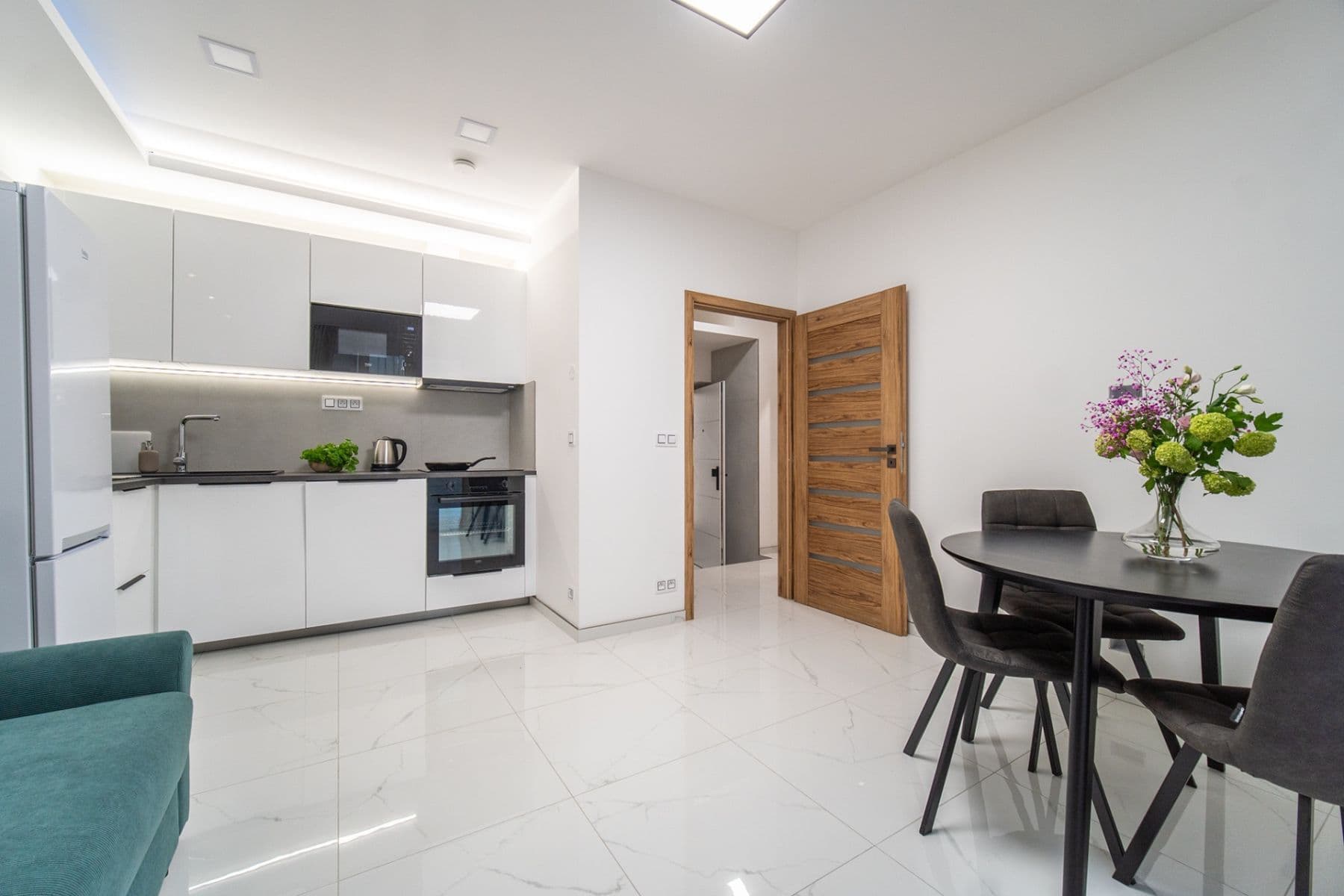 Prenájom bytu 2-izbový 37 m², Sokolovská, Praha, Praha Prenájom bytu 2-izbový 37 m², Sokolovská, Praha, Praha