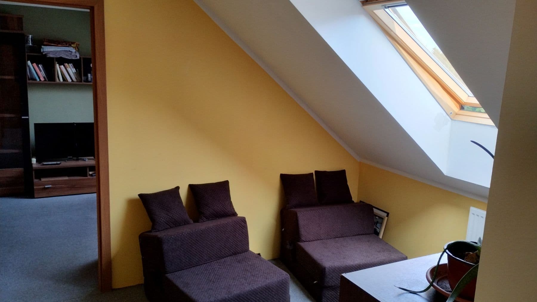 Prenájom bytu 50 m², Miřetice, Středočeský kraj Prenájom bytu 50 m², Miřetice, Středočeský kraj