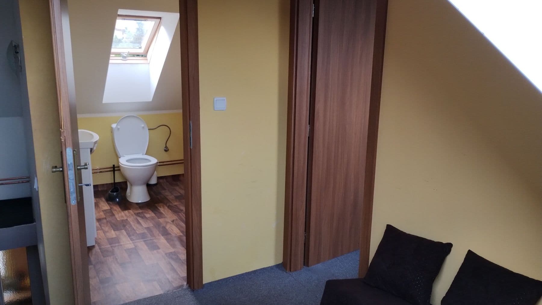 Prenájom bytu 50 m², Miřetice, Středočeský kraj Prenájom bytu 50 m², Miřetice, Středočeský kraj
