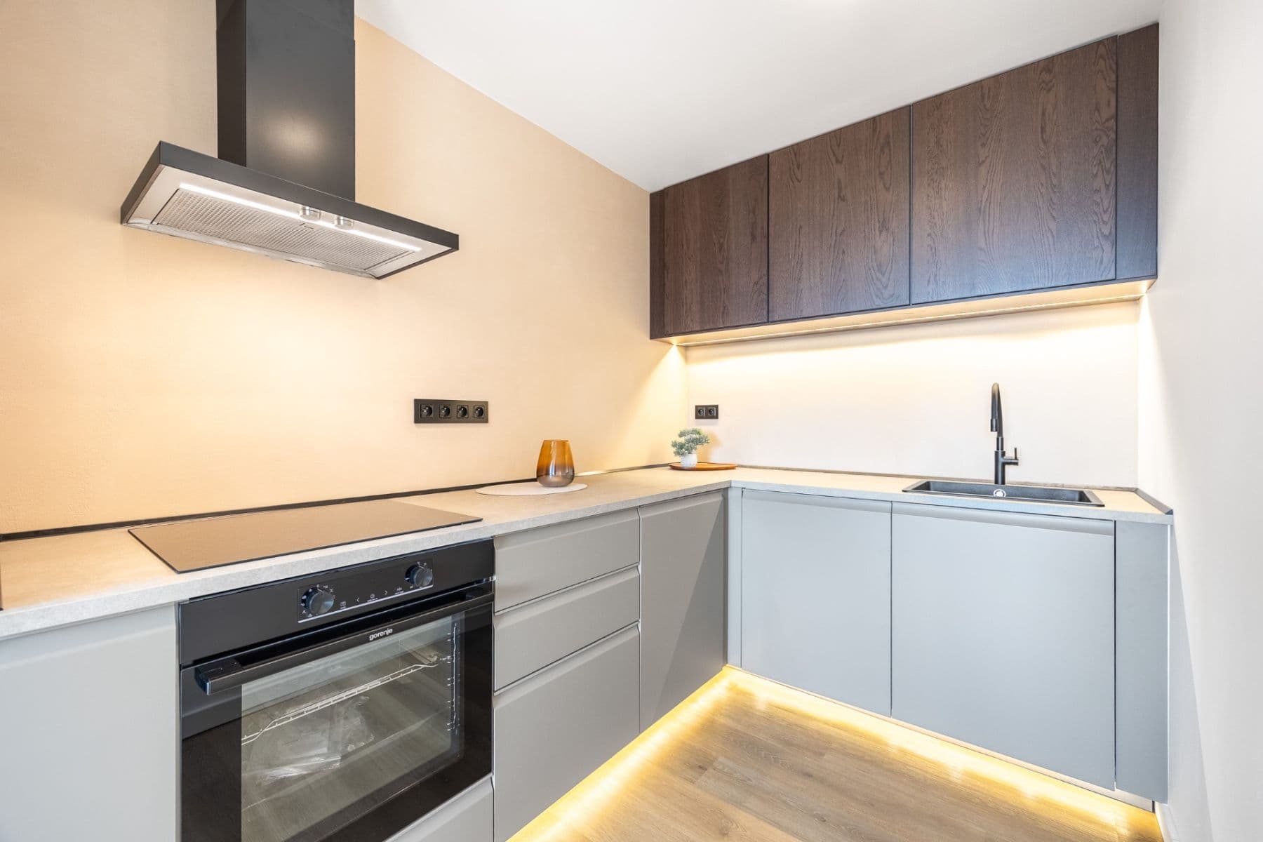 Predaj bytu 3-izbový 65 m², K Lánu, Praha, Praha Predaj bytu 3-izbový 65 m², K Lánu, Praha, Praha
