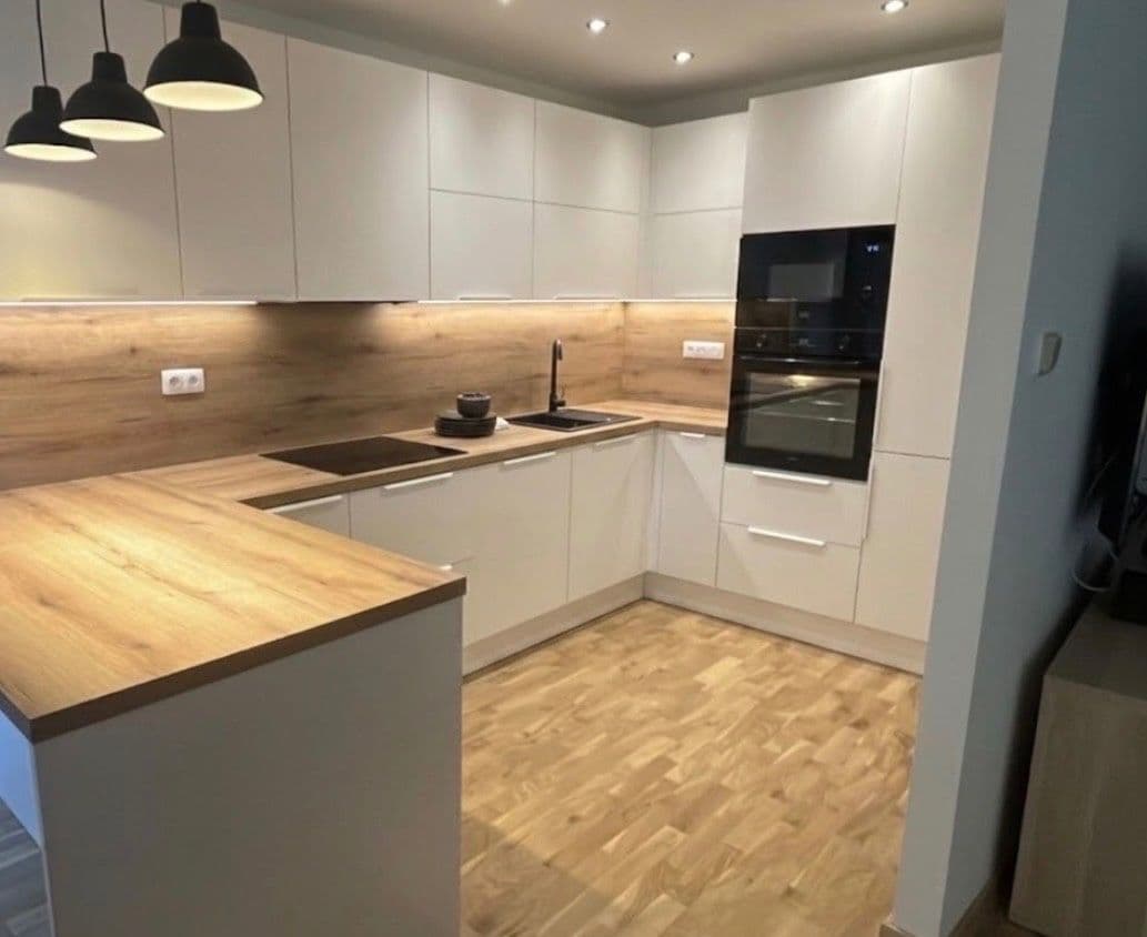 Predaj bytu 3-izbový 75 m², Údolní, Praha, Praha Predaj bytu 3-izbový 75 m², Údolní, Praha, Praha