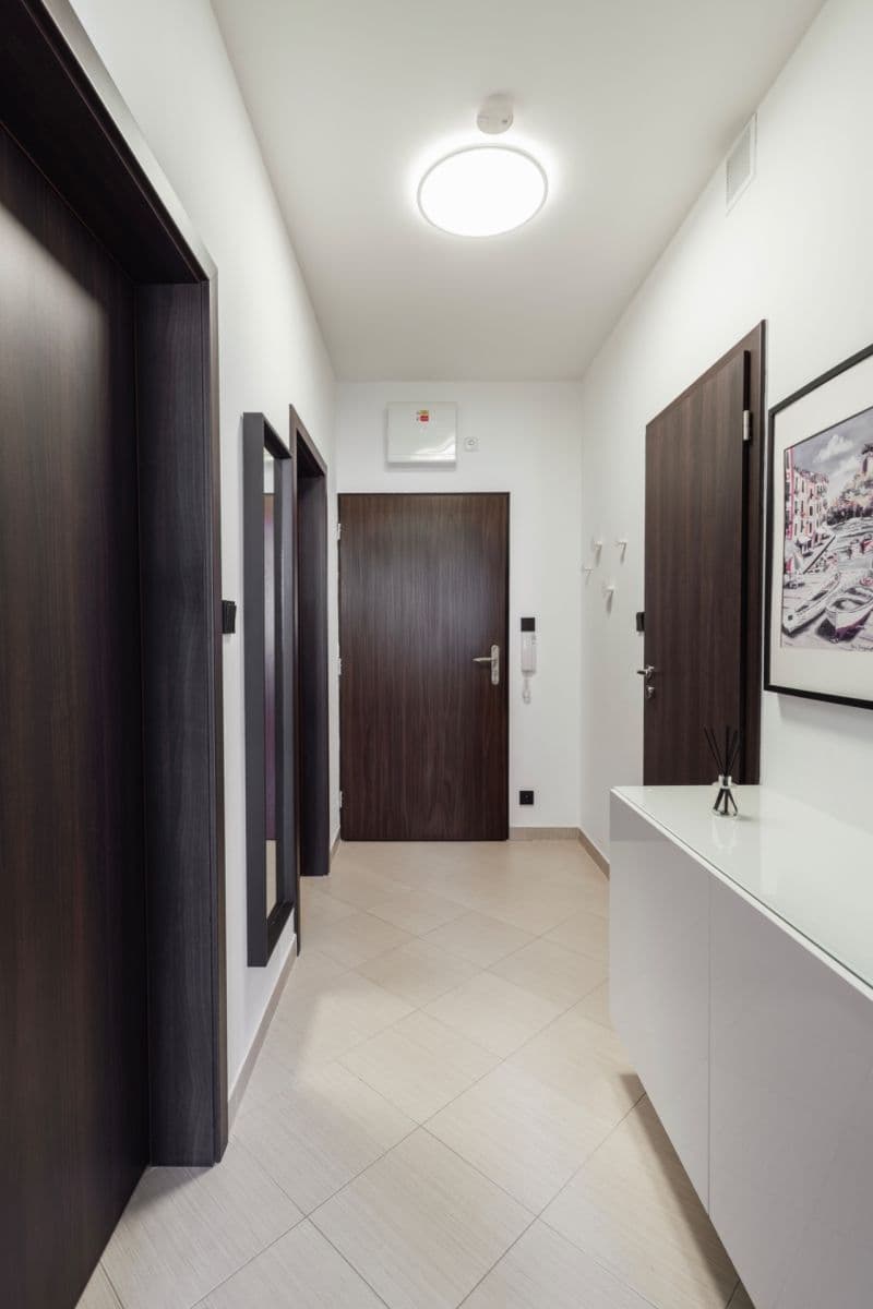 Predaj bytu 2-izbový 56 m², Makedonská, Praha, Praha Predaj bytu 2-izbový 56 m², Makedonská, Praha, Praha