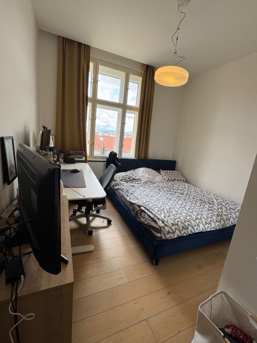 Prenájom bytu 2-izbový 43 m², Lucemburská, Praha, Praha Prenájom bytu 2-izbový 43 m², Lucemburská, Praha, Praha