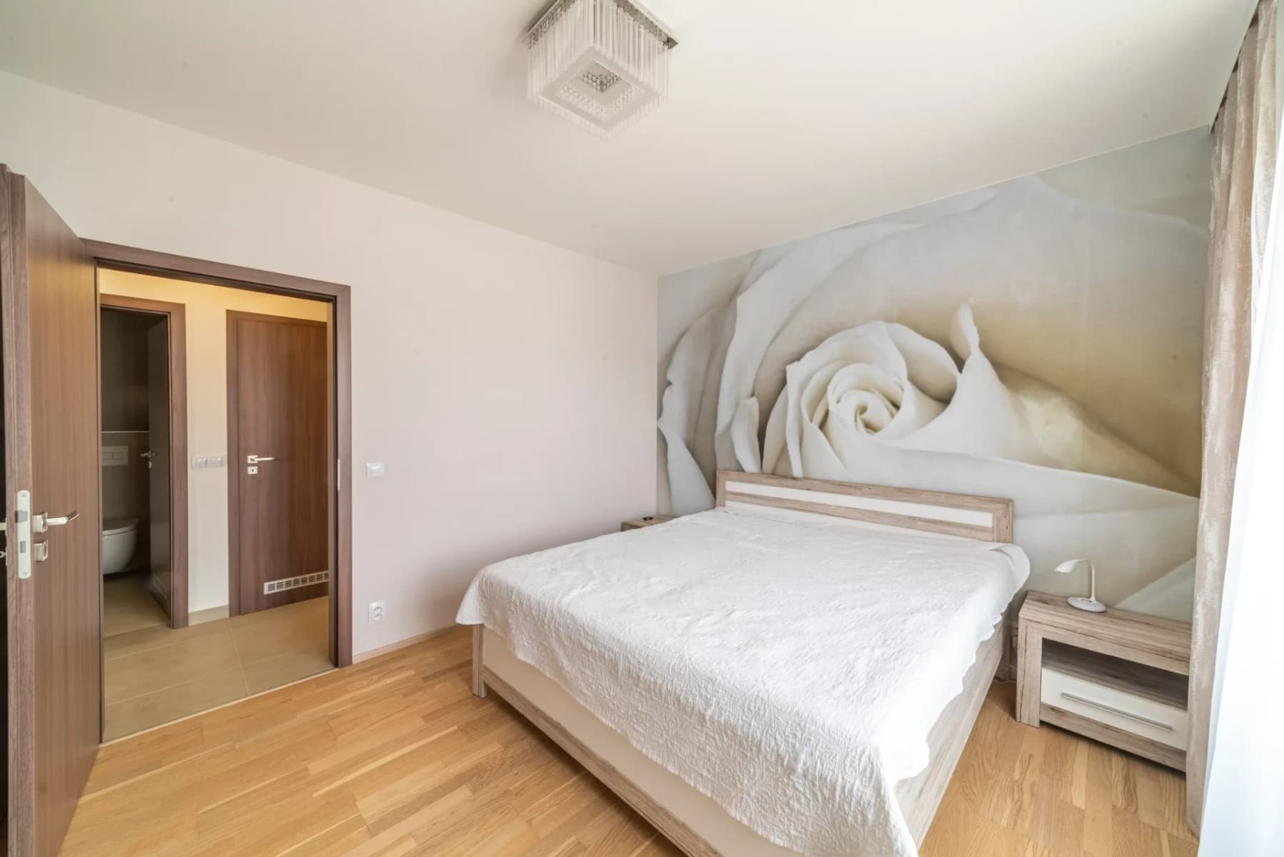 Prenájom bytu 2-izbový 62 m², Nekvasilova, Praha, Praha Prenájom bytu 2-izbový 62 m², Nekvasilova, Praha, Praha