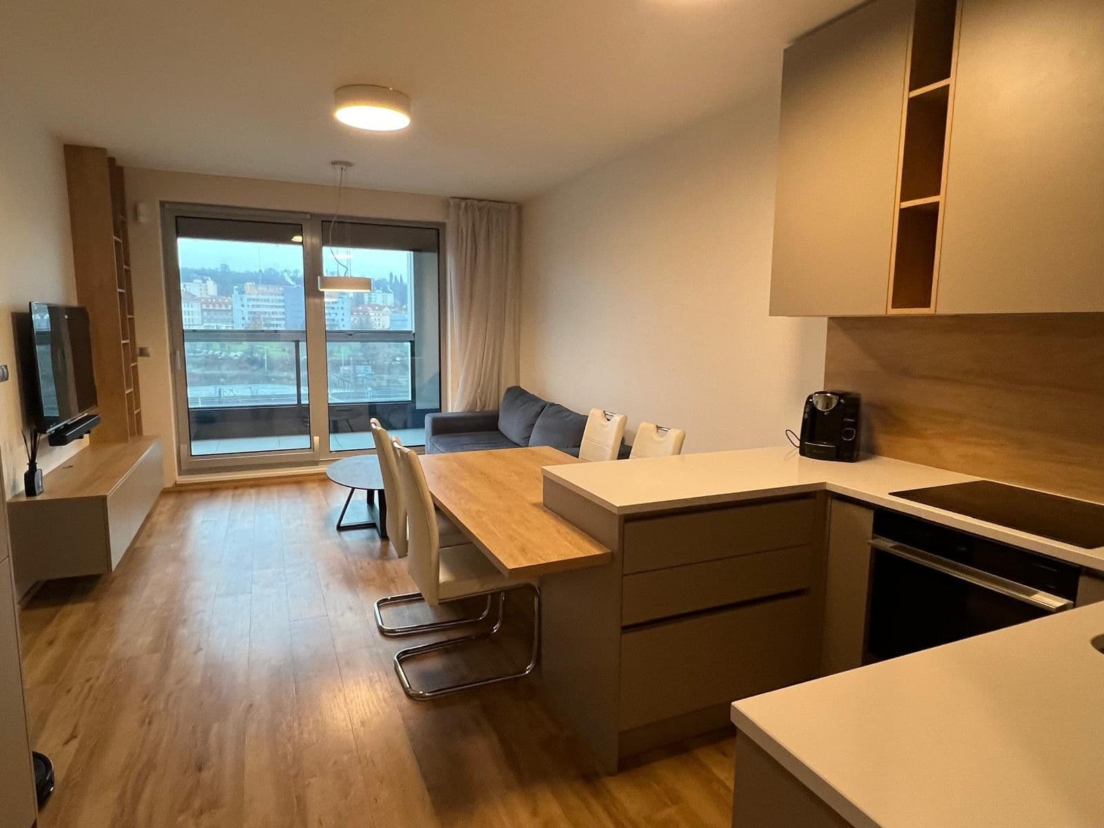 Prenájom bytu 2-izbový 63 m², Kurta Konráda, Praha, Praha Prenájom bytu 2-izbový 63 m², Kurta Konráda, Praha, Praha