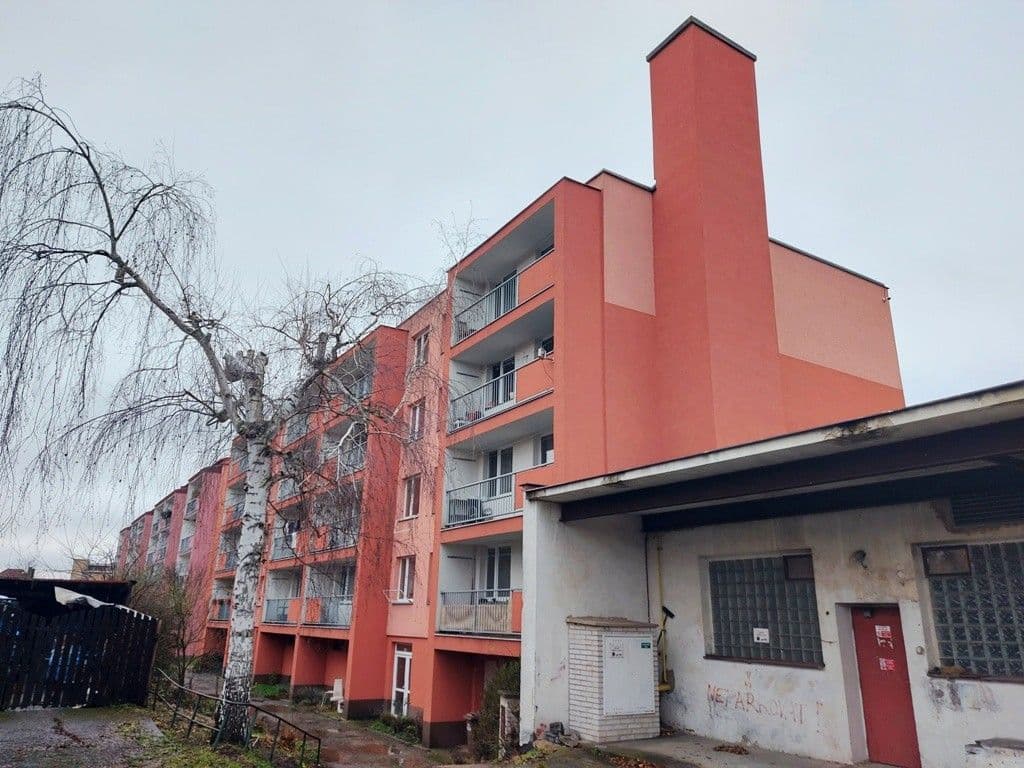 Prenájom bytu 2-izbový 42 m², Sídliště pionýrů, Úštěk, Ústecký kraj Prenájom bytu 2-izbový 42 m², Sídliště pionýrů, Úštěk, Ústecký kraj