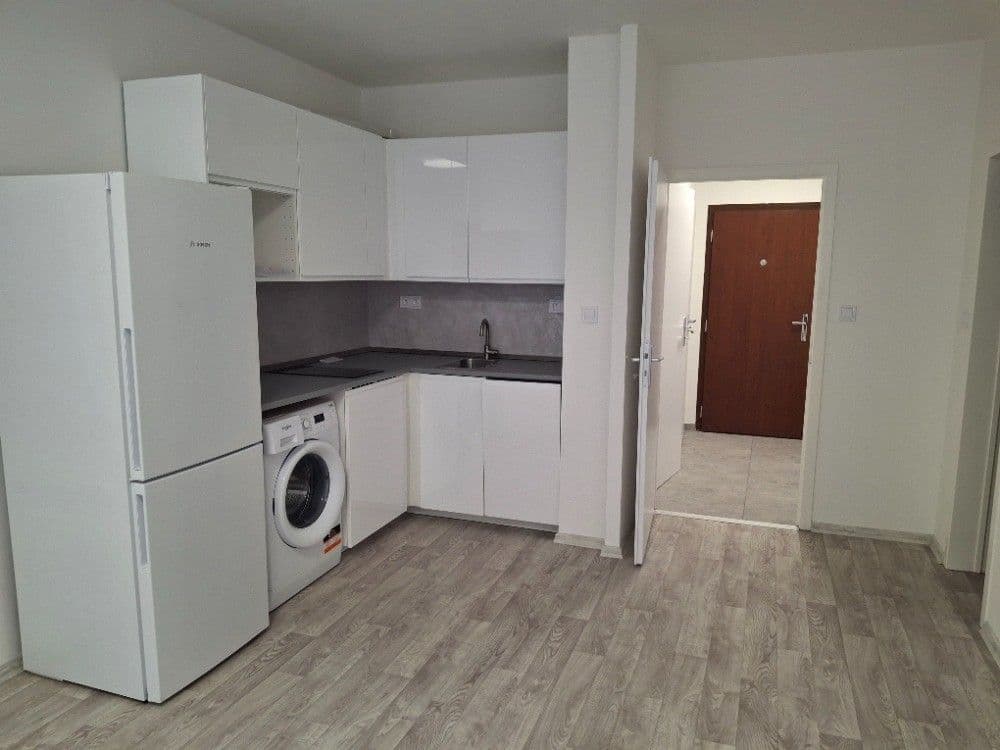 Prenájom bytu 1-izbový 31 m², Voskovcova, Praha, Praha Prenájom bytu 1-izbový 31 m², Voskovcova, Praha, Praha