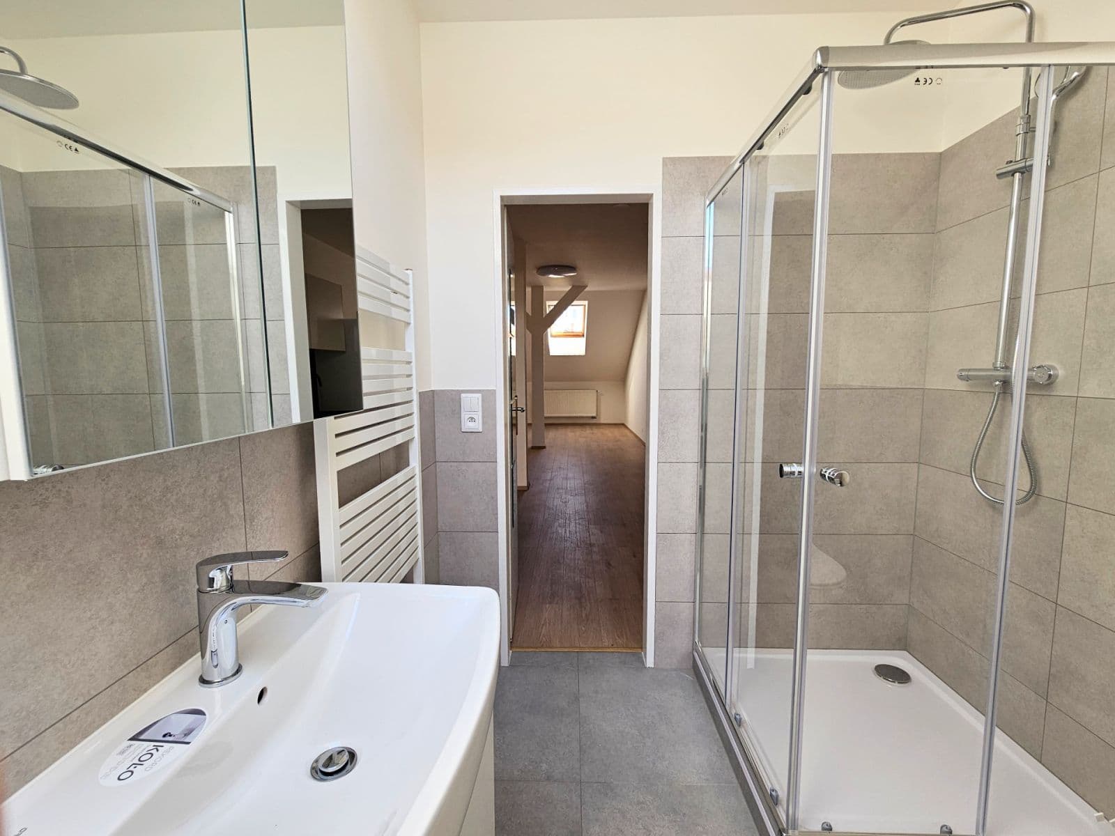 Prenájom bytu 3-izbový 68 m², Jugoslávská, Praha, Praha Prenájom bytu 3-izbový 68 m², Jugoslávská, Praha, Praha