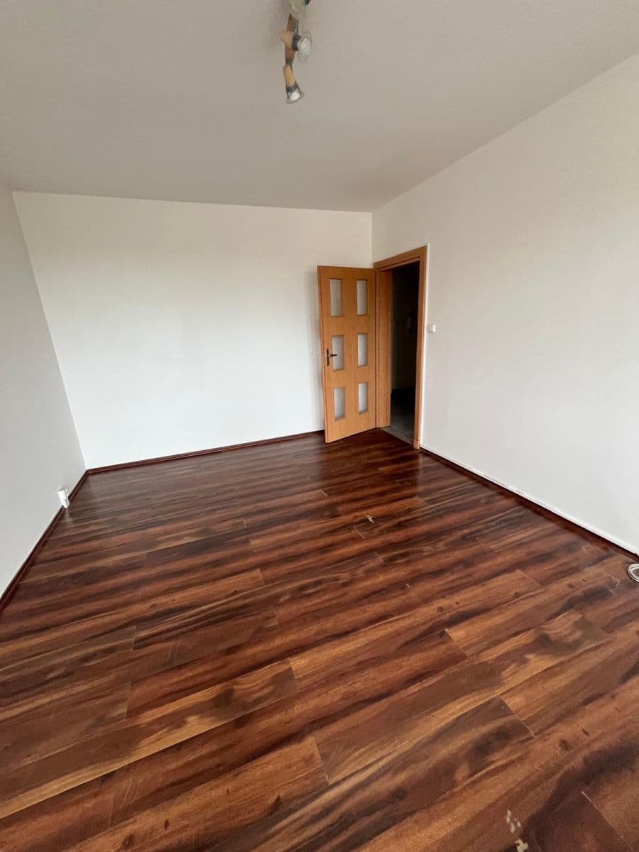 Prenájom bytu 2-izbový 62 m², Macháčkova, Plzeň, Plzeňský kraj Prenájom bytu 2-izbový 62 m², Macháčkova, Plzeň, Plzeňský kraj
