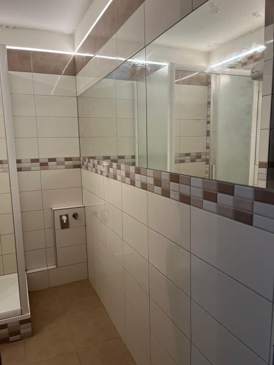 Prenájom bytu 2-izbový 62 m², Macháčkova, Plzeň, Plzeňský kraj Prenájom bytu 2-izbový 62 m², Macháčkova, Plzeň, Plzeňský kraj