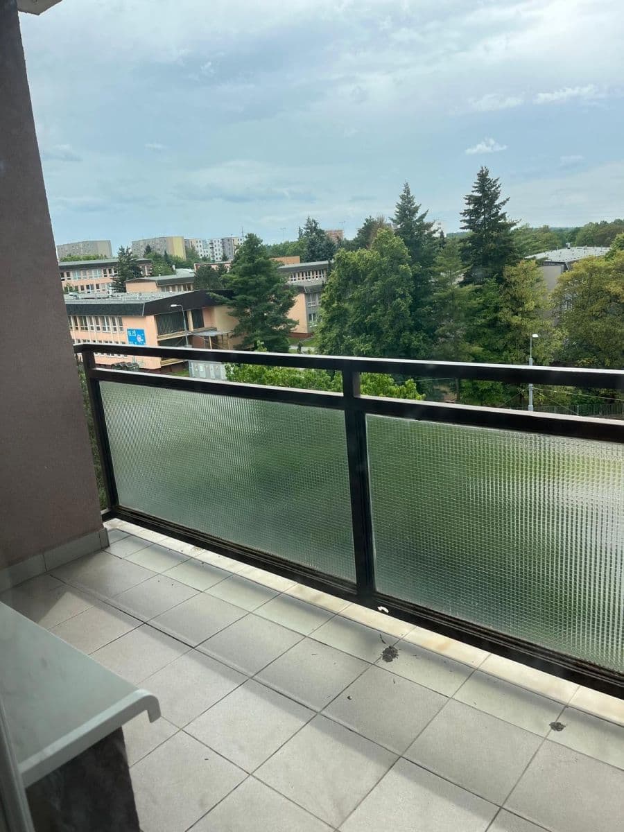 Prenájom bytu 2-izbový 62 m², Macháčkova, Plzeň, Plzeňský kraj Prenájom bytu 2-izbový 62 m², Macháčkova, Plzeň, Plzeňský kraj