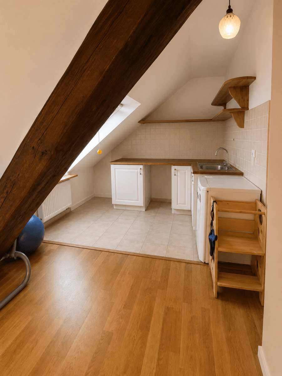 Predaj bytu 3-izbový 80 m², Skuherského, České Budějovice, Jihočeský kraj Predaj bytu 3-izbový 80 m², Skuherského, České Budějovice, Jihočeský kraj