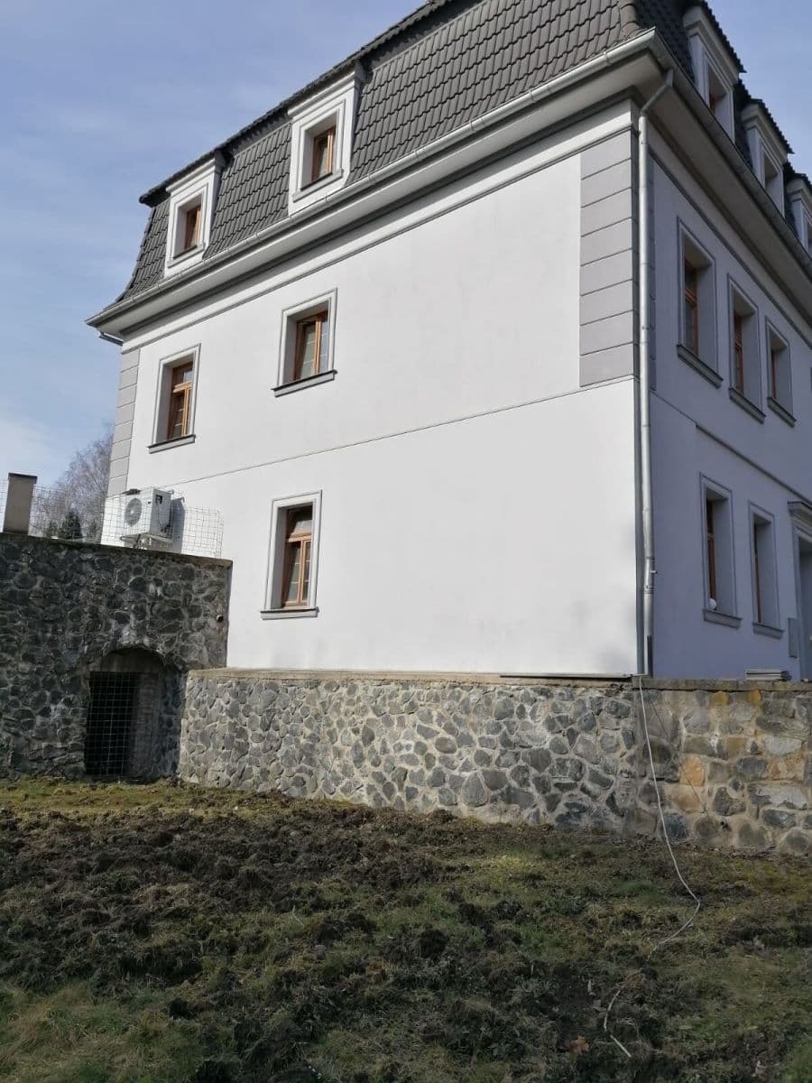 Predaj domu 193 m², pozemek 2.441 m², Elišky Krásnohorské, Ústí nad Labem, Ústecký kraj Predaj domu 193 m², pozemek 2.441 m², Elišky Krásnohorské, Ústí nad Labem, Ústecký kraj
