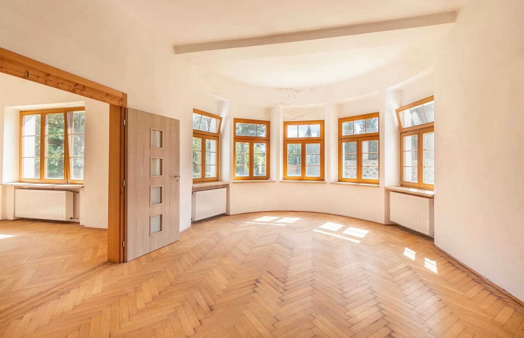 Predaj domu 193 m², pozemek 2.441 m², Elišky Krásnohorské, Ústí nad Labem, Ústecký kraj Predaj domu 193 m², pozemek 2.441 m², Elišky Krásnohorské, Ústí nad Labem, Ústecký kraj