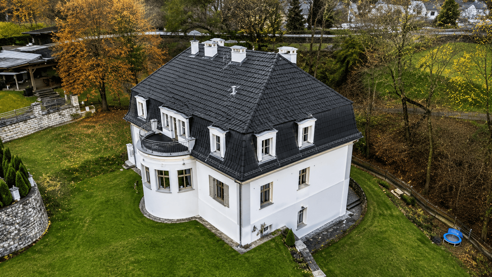 Predaj domu 193 m², pozemek 2.441 m², Elišky Krásnohorské, Ústí nad Labem, Ústecký kraj Predaj domu 193 m², pozemek 2.441 m², Elišky Krásnohorské, Ústí nad Labem, Ústecký kraj