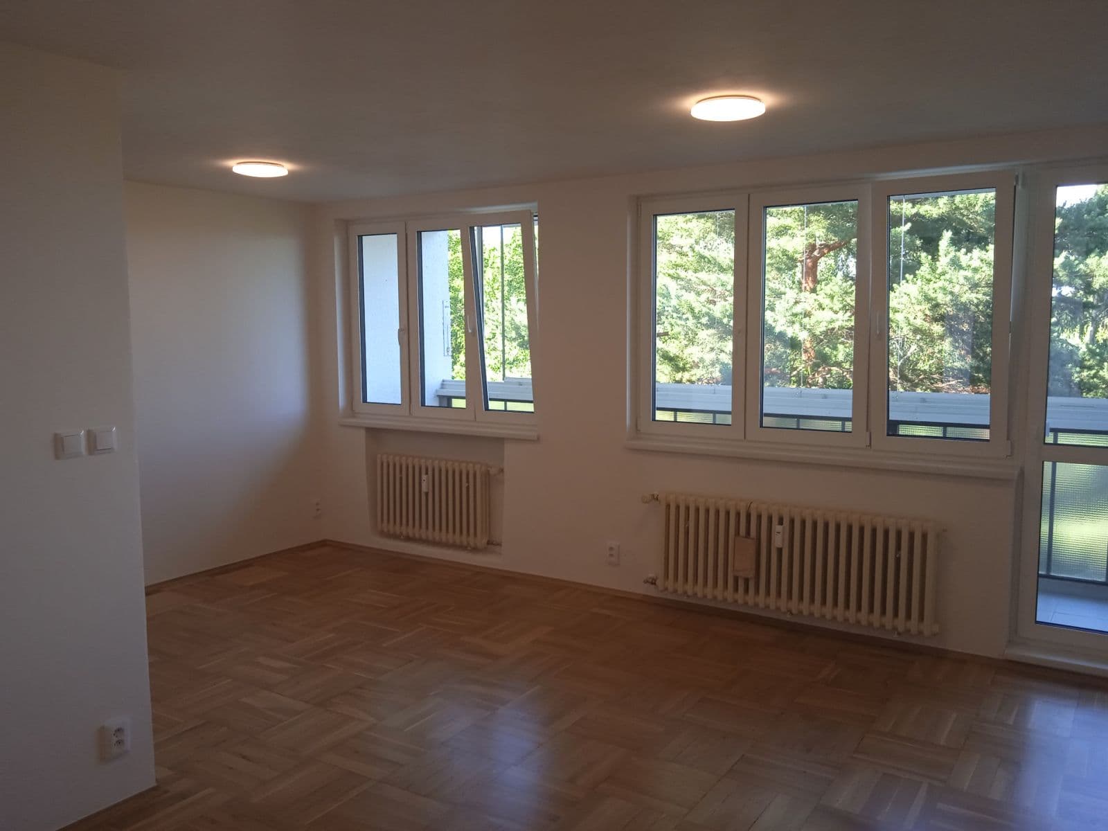 Prenájom bytu 3-izbový 77 m², Od Vysoké, Praha, Praha Prenájom bytu 3-izbový 77 m², Od Vysoké, Praha, Praha