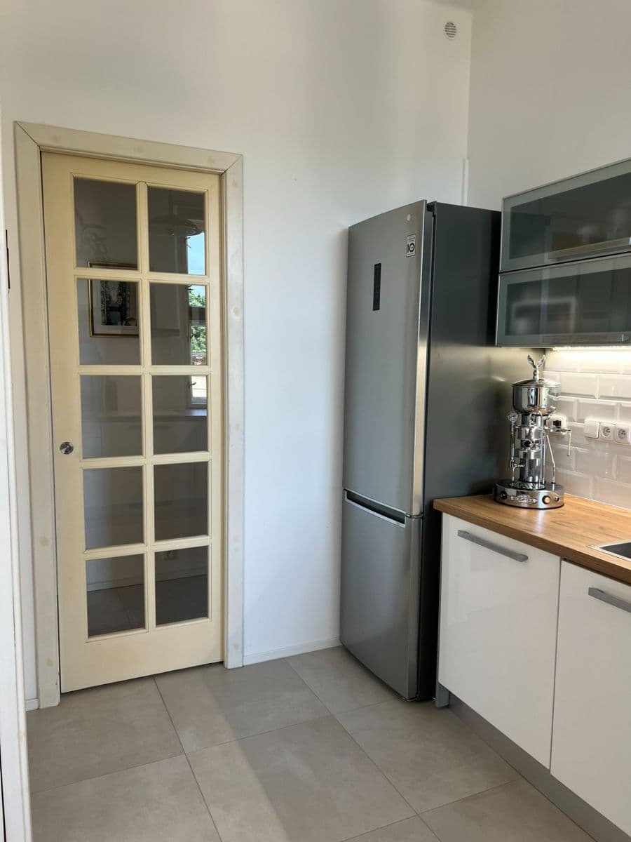 Prenájom bytu 3-izbový 73 m², Na Václavce, Praha, Praha Prenájom bytu 3-izbový 73 m², Na Václavce, Praha, Praha