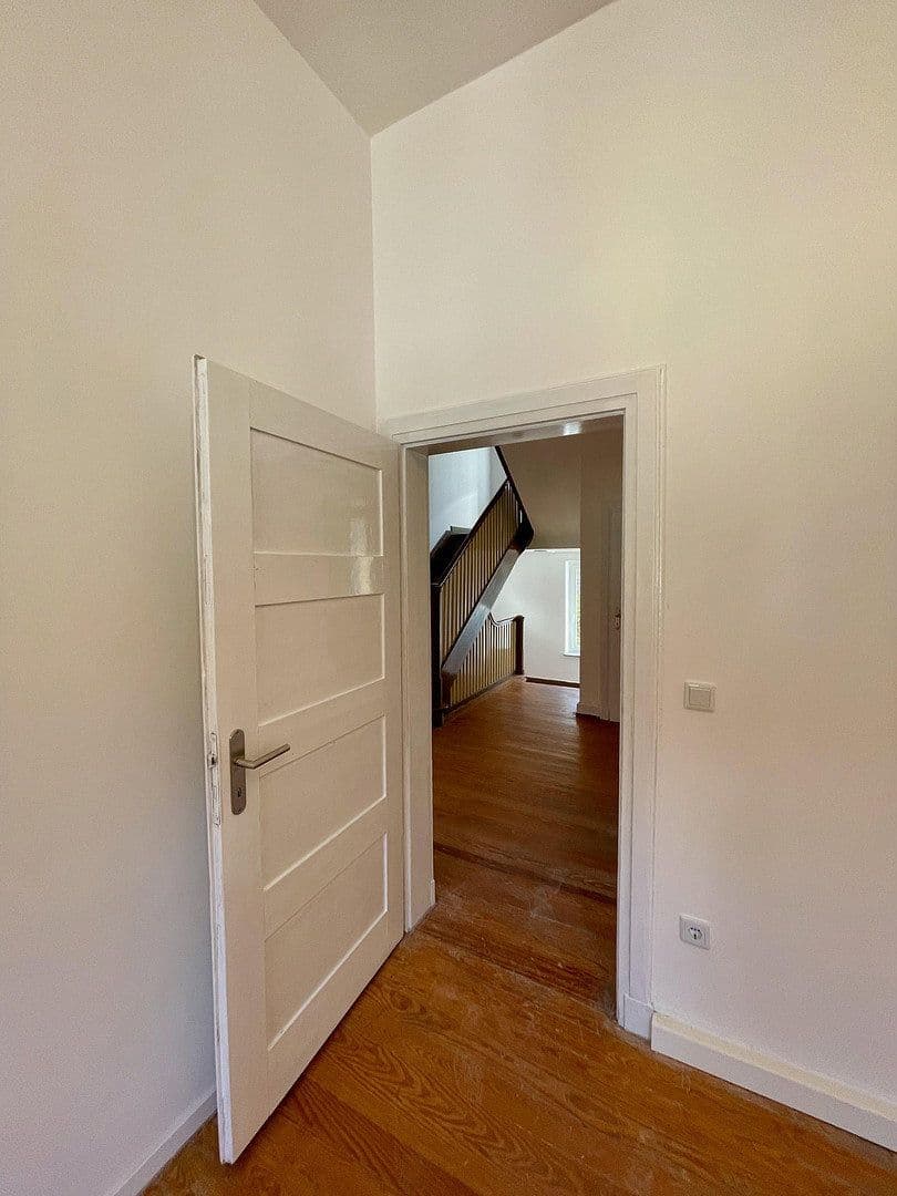 Predaj domu 220 m², pozemek 300 m², Talstr. 71, Frankeneck, Porýnie-Falcko Predaj domu 220 m², pozemek 300 m², Talstr. 71, Frankeneck, Porýnie-Falcko